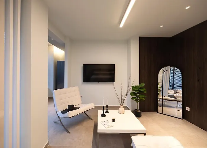 Lady Sou - Heart Of Rhodes, Modern Comfort *