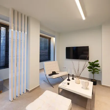 Lady Sou - Heart Of Rhodes, Modern Comfort Appartement *