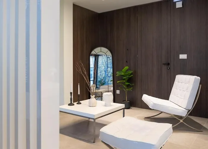 Lady Sou - Heart Of Rhodes, Modern Comfort Appartement Rhodes City